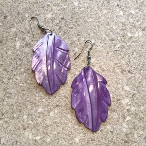 Light purple leaf earrings